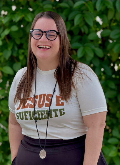 CAMISETA "JESUS É SUFICIENTE"
